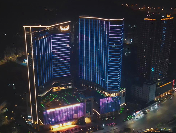 北纬20度的海滨灯光，，，，，，越南Muong Thanh Ha Long Centre