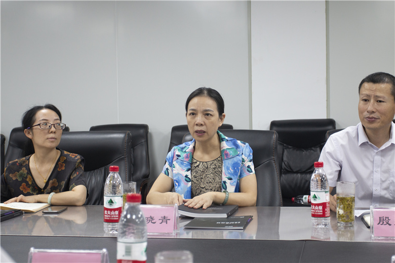 杭州市都会治理局党组成员、副局长宋晓青一行莅临勇电旅行考察-杭州勇电照明有限公司